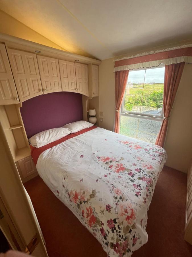 Seaside Chalet Villa Quilty Екстериор снимка